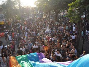 Público da parada Gay levou mensagens contra ao preconceito para as ruas da cidade