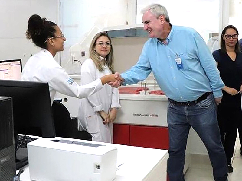 Leia mais sobre o artigo Governo Municipal e IBDAH melhoram laboratório do Hospital Monte Serrat
