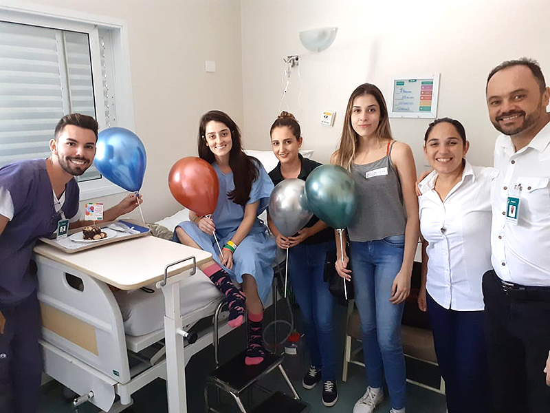 Read more about the article Hospital da Unimed Salto/Itu surpreende paciente internada no dia de seu aniversário