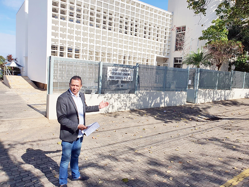 Leia mais sobre o artigo Cordeiro encaminha 5ª denúncia ao MP contra o prefeito Laerte