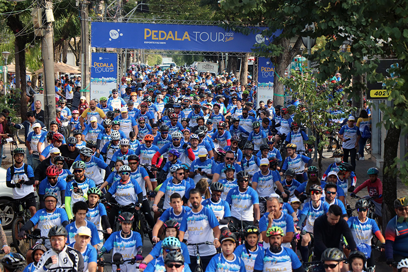 Read more about the article Cerca de 2 mil ciclistas participaram do Pedala Tour em Salto