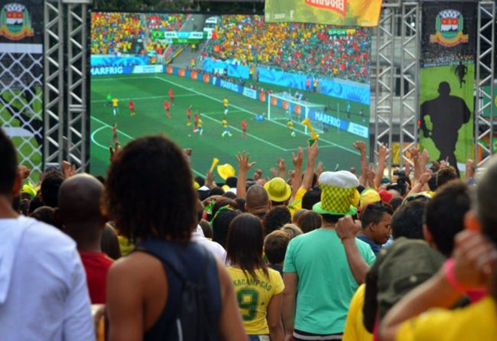 Centro contará com telão para exibição do jogo da Copa nesta sexta