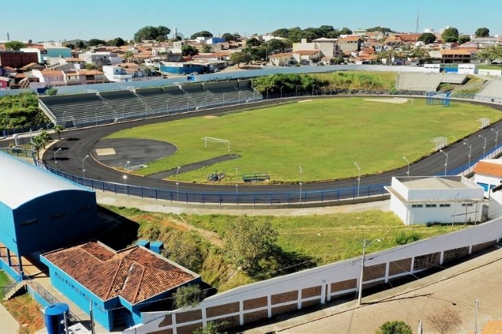 Leia mais sobre o artigo Salto FC custeia novo alvará de uso do Estádio Amadeu Mosca