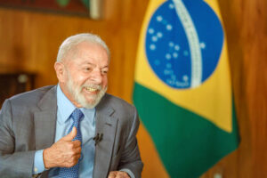 Presidente Lula estará em Salto na 5ª feira para receber 280 ambulâncias de empresa local
